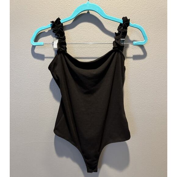 21 Saints Black Ribbed Bodysuit Ruffle Straps Size M - Picture 1 of 4